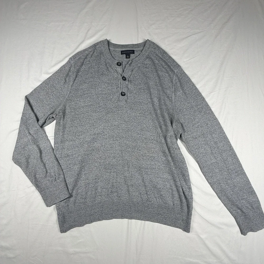Banana Republic Henley Sweater Mens XL Grey Speckled Knit Soft Warm Preppy